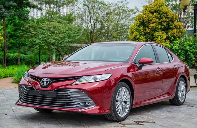 Cùng ngắm Toyota Camry 2.5Q vô cùng sành điệu