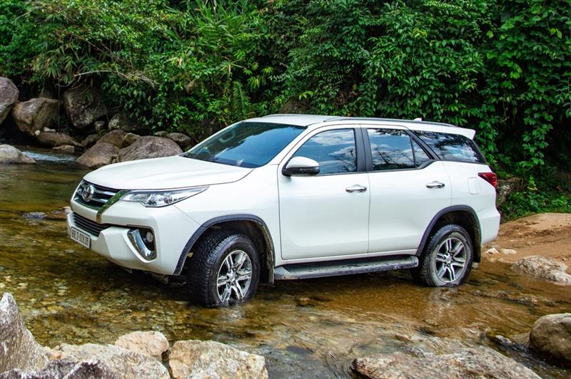 Toyota Fortuner giảm 50% phí trước bạ trong tháng 6