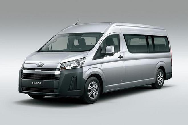 Toyota Hiace 2020 nhập khẩu nguyên chiếc về Việt Nam