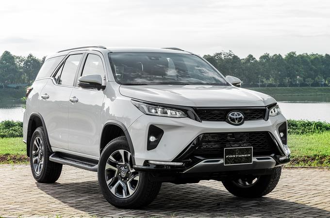 Toyota Fortuner 2020 ra mắt, giá cao nhất 1,426 tỷ đồng