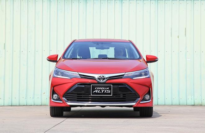 Toyota Corolla Altis 2020 ra mắt thị trường VN, giá thấp hơn bản cũ